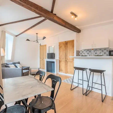 Apartmán St Maurice- 7min From Train ! *