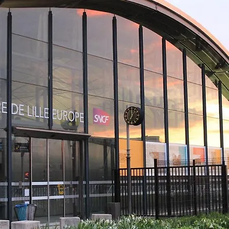 St Maurice- 7min From Train ! Apartment